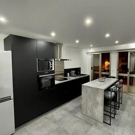 Appartement 3 Pieces Refait A Neuf. Centre-Ville. Menton Exterior foto