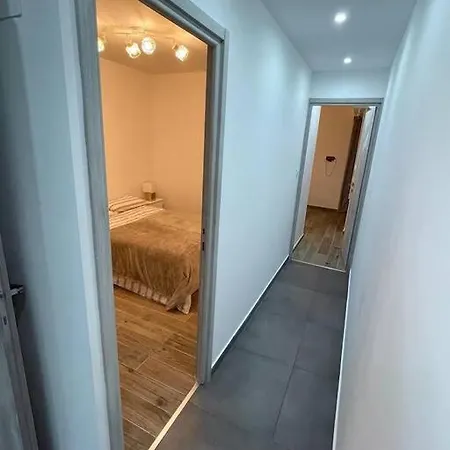 Appartement 3 Pieces Refait A Neuf. Centre-Ville. Menton Exterior foto
